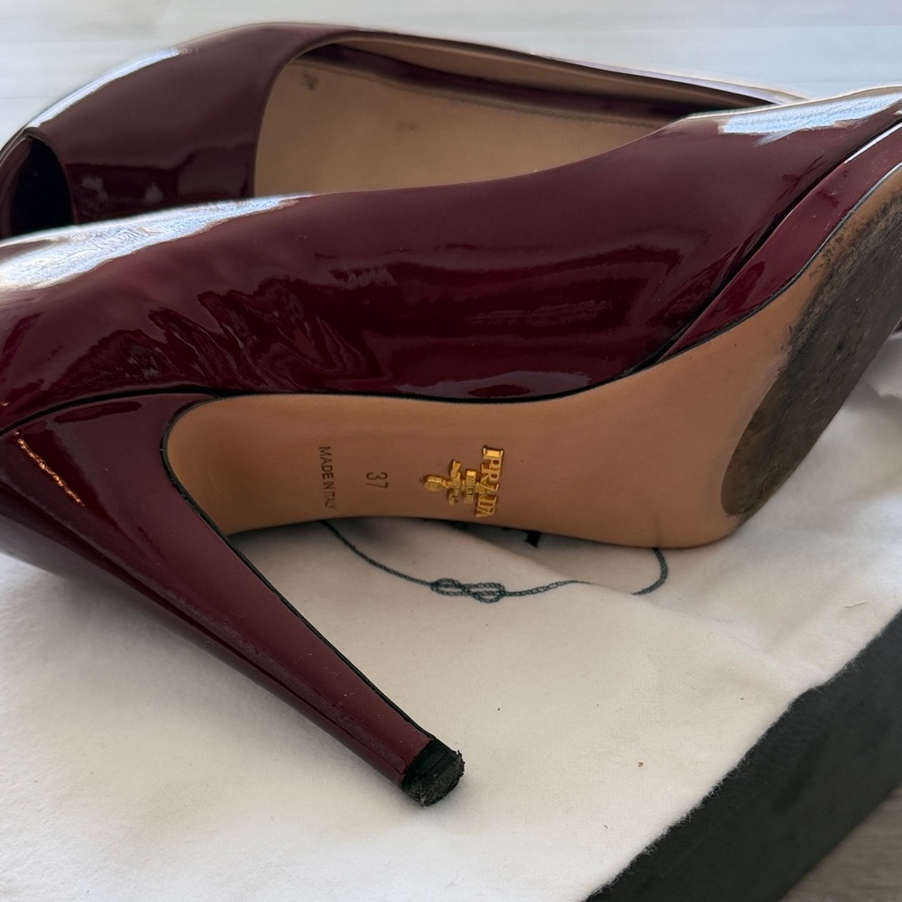 PRADA BURGUNDY HEELS - Picture 11 of 11
